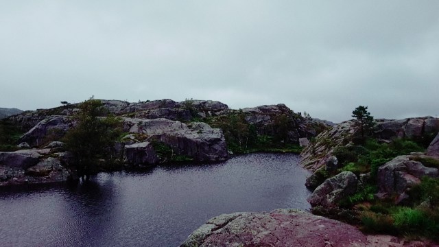 B612_20170819_123805